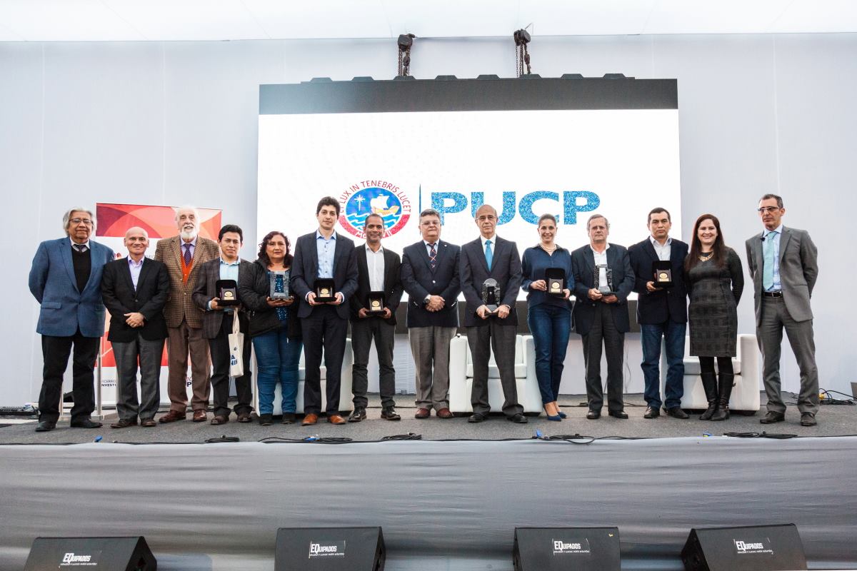 Premio Vinculación Universidad-Empresa para la Innovación - Impacto Social PUCP